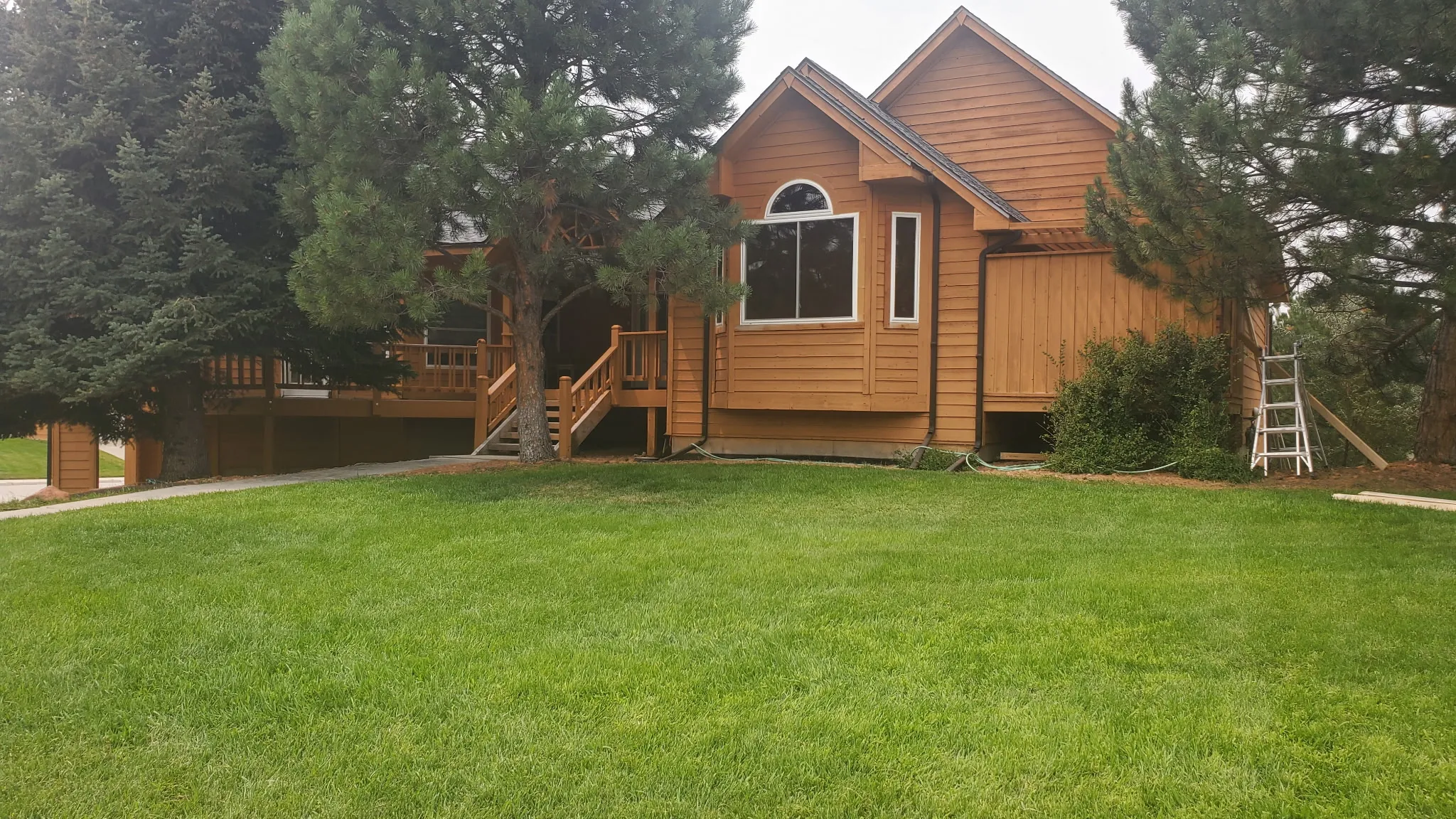 Cabin exterior before repainting